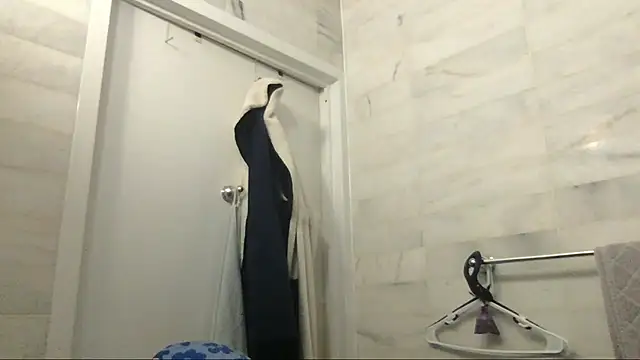 Snapshot of theblacklordmaster chatting on 01/23/25, 12:52 theblacklordmaster online show from 01/23/25, 12:52