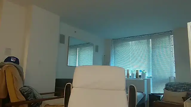 Snapshot of theblacklordmaster chatting on 01/24/25, 04:17 theblacklordmaster online show from 01/24/25, 04:17