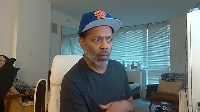 Snapshot of theblacklordmaster chatting on 02/13/25, 07:42 theblacklordmaster online show from 02/13/25, 07:42