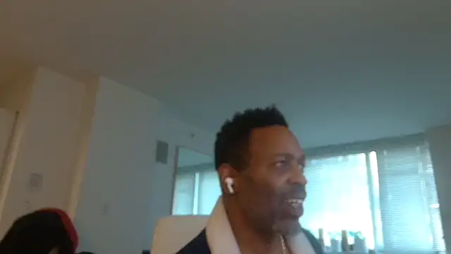 Snapshot of theblacklordmaster chatting on 02/24/25, 06:36 theblacklordmaster online show from 02/24/25, 06:36