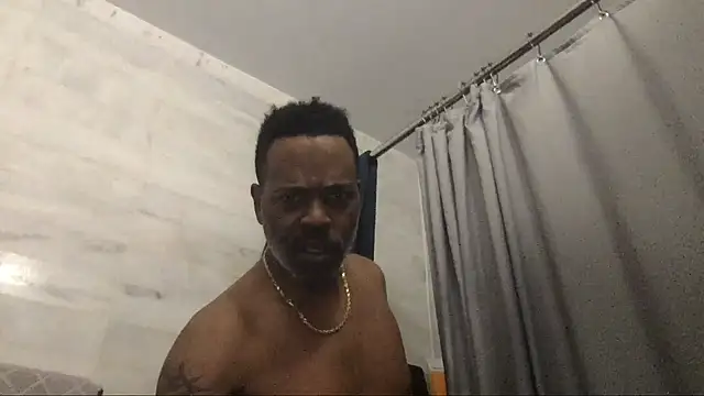 Snapshot of theblacklordmaster chatting on 03/20/25, 01:15 theblacklordmaster online show from 03/20/25, 01:15