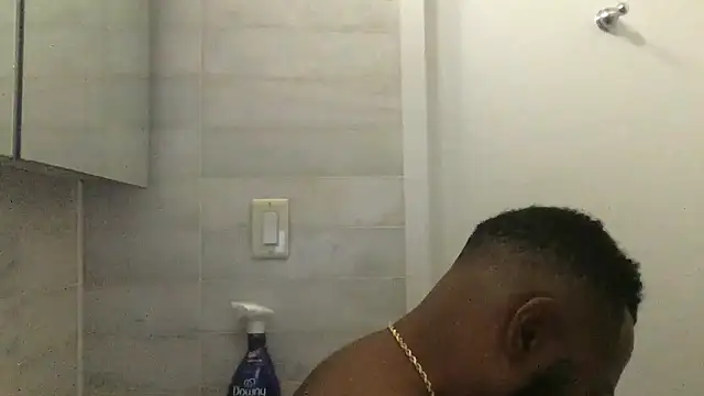 Snapshot of theblacklordmaster chatting on 09/12/25, 11:43 theblacklordmaster online show from 09/12/25, 11:43