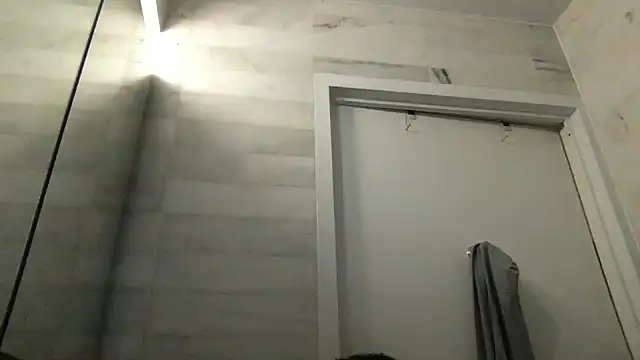 Snapshot of theblacklordmaster chatting on 09/17/25, 12:07 theblacklordmaster online show from 09/17/25, 12:07