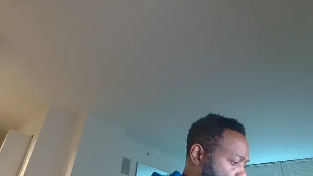 Snapshot of theblacklordmaster chatting on 10/16/25, 12:17 theblacklordmaster online show from 10/16/25, 12:17