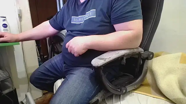 tipko123 online show from 11/04/25, 02:38