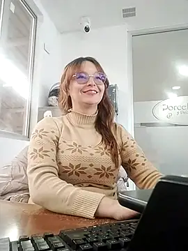 Snapshot of ERIS666 chatting on 03/19/25, 04:13 ERIS666 online show from 03/19/25, 04:13