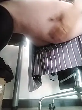 Snapshot of ERIS666 chatting on 03/20/25, 09:35 ERIS666 online show from 03/20/25, 09:35