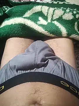 Snapshot of maroodick chatting on 02/13/26, 12:39 maroodick online show from 02/13/26, 12:39