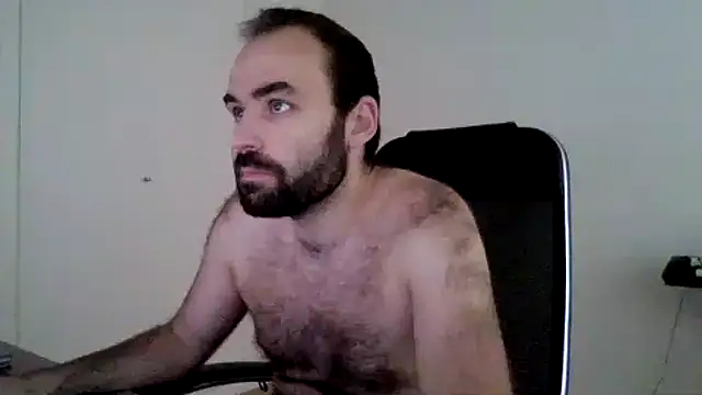 Snapshot of joaodias_97 chatting on 04/13/26, 12:21 joaodias 97 online show from 04/13/26, 12:21