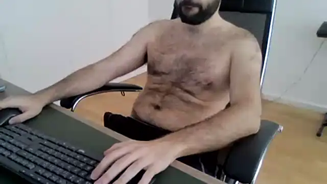 Snapshot of joaodias_97 chatting on 04/24/26, 04:31 joaodias 97 online show from 04/24/26, 04:31