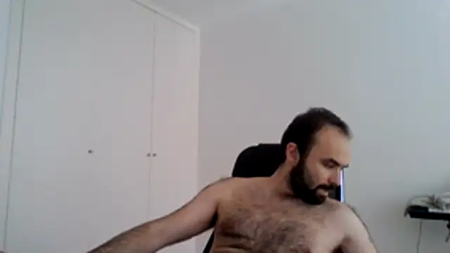 Snapshot of joaodias_97 chatting on 06/02/26, 03:58 joaodias 97 online show from 06/02/26, 03:58