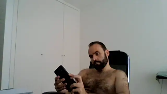 Snapshot of joaodias_97 chatting on 06/16/26, 04:20 joaodias 97 online show from 06/16/26, 04:20