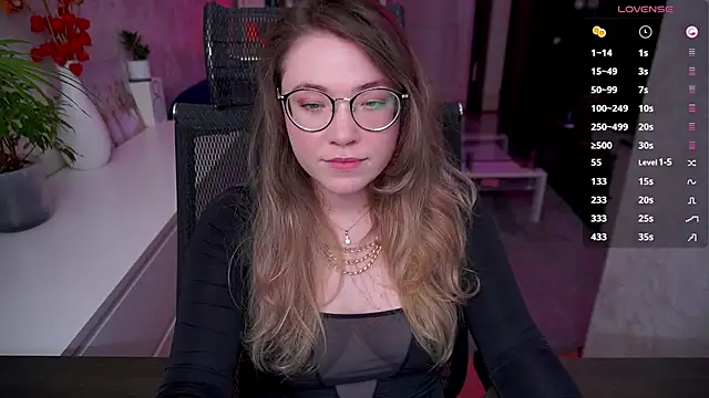 RemyCute online show from 05/17/26, 06:37