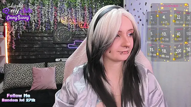 EmmyBunny online show from 02/04/25, 04:29