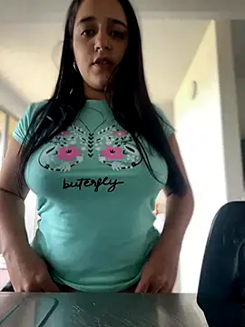 Alicia Ruiz online show from 09/10/25, 06:08