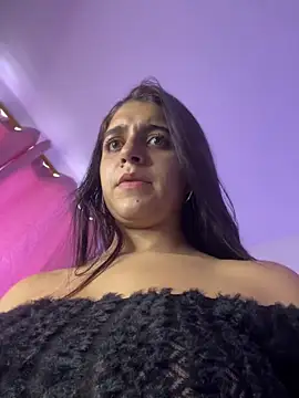 Alicia Ruiz online show from 10/21/25, 05:57