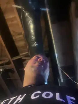 Snapshot of bigzae82 chatting on 01/03/25, 05:20 bigzae82 online show from 01/03/25, 05:20