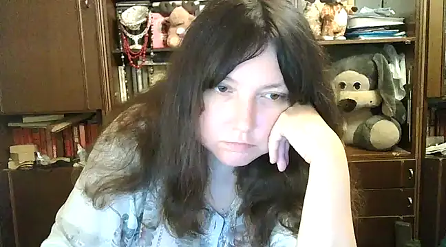 Snapshot of CarrieQPeach chatting on 12/05/24, 07:06 CarrieQPeach online show from 12/05/24, 07:06