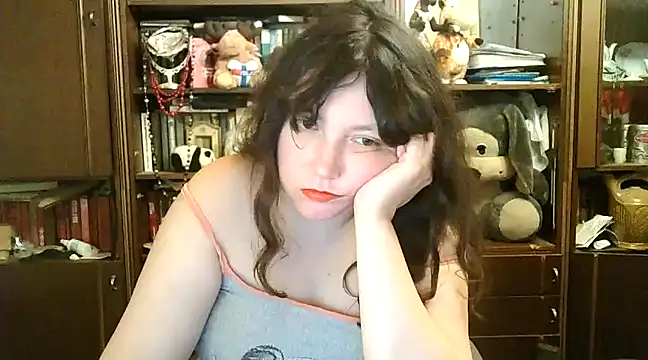 Snapshot of CarrieQPeach chatting on 12/11/24, 08:18 CarrieQPeach online show from 12/11/24, 08:18