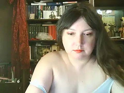 Snapshot of CarrieQPeach chatting on 10/11/25, 07:12 CarrieQPeach online show from 10/11/25, 07:12