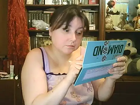 Snapshot of CarrieQPeach chatting on 11/13/25, 10:47 CarrieQPeach online show from 11/13/25, 10:47