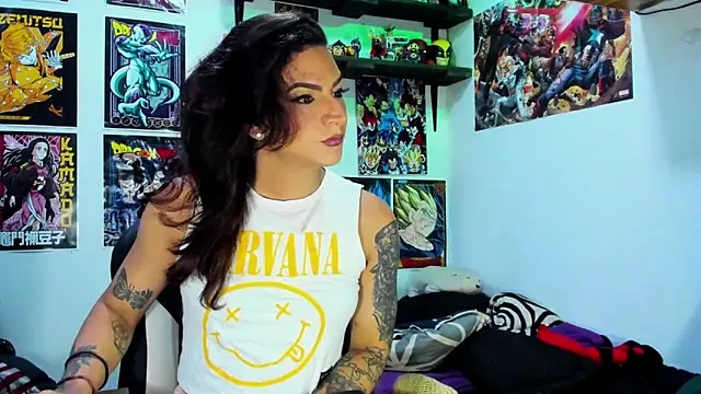 Snapshot of dariell_smokesexx chatting on 05/03/26, 10:32 dariell smokesexx online show from 05/03/26, 10:32