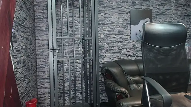 camilleDiaz16 online show from 01/15/25, 10:13