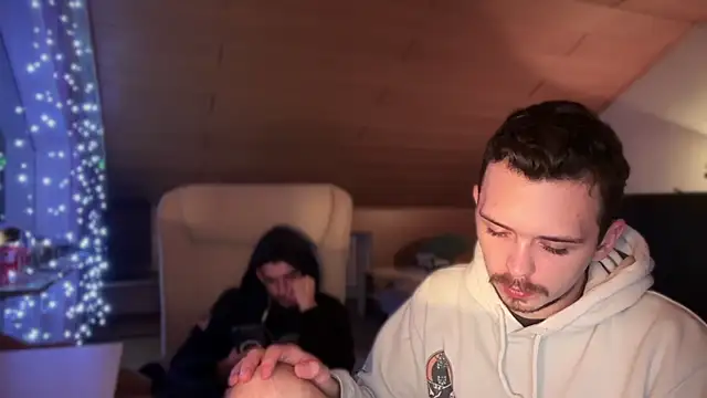 naked psy online show from 01/08/25, 04:12