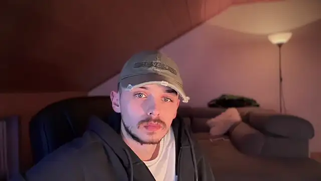 naked psy online show from 02/04/25, 12:29