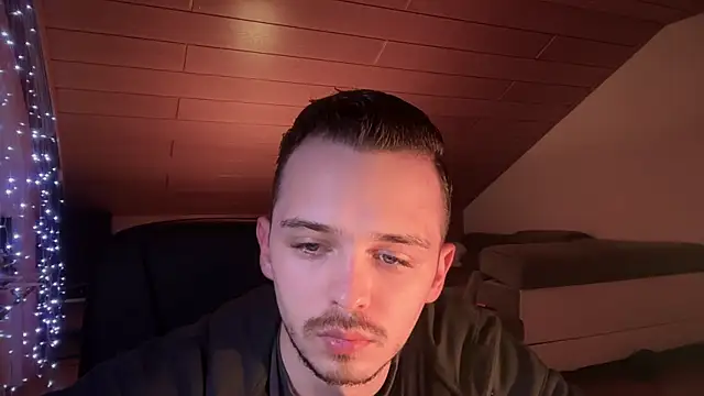 naked psy online show from 02/15/25, 11:47