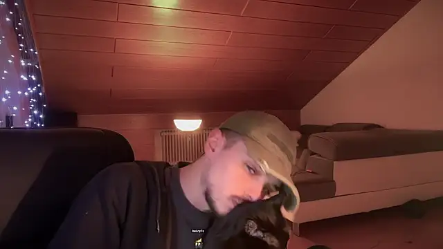 naked psy online show from 02/16/25, 02:53