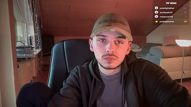 naked psy online show from 02/18/25, 06:48