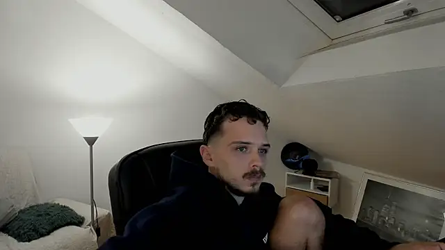 naked psy online show from 09/14/25, 11:37