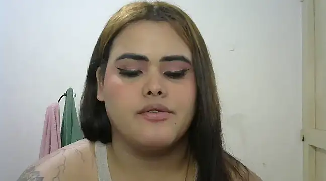 Snapshot of antonellasex1998 chatting on 12/18/24, 06:21 antonellasex1998 online show from 12/18/24, 06:21