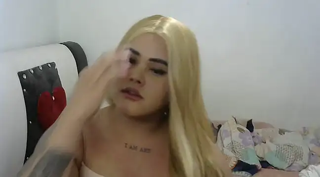 Snapshot of antonellasex1998 chatting on 01/13/25, 02:11 antonellasex1998 online show from 01/13/25, 02:11