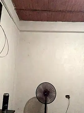 Snapshot of antonellasex1998 chatting on 09/13/25, 01:27 antonellasex1998 online show from 09/13/25, 01:27