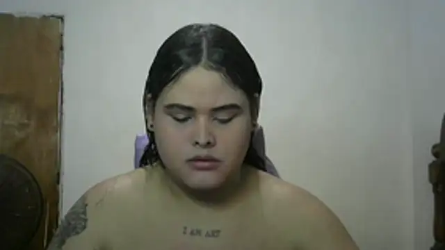 Snapshot of antonellasex1998 chatting on 10/15/25, 11:38 antonellasex1998 online show from 10/15/25, 11:38