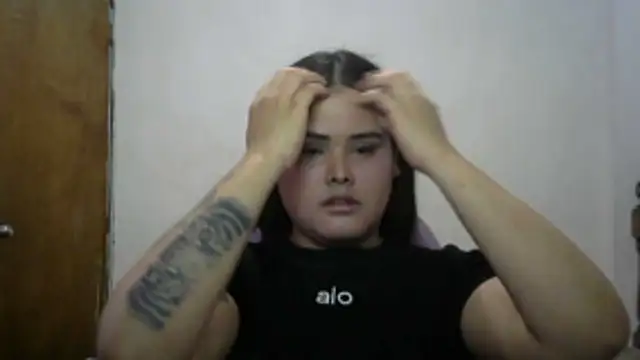 Snapshot of antonellasex1998 chatting on 10/28/25, 01:42 antonellasex1998 online show from 10/28/25, 01:42