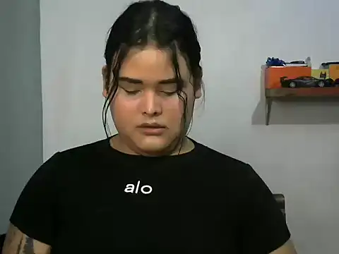 Snapshot of antonellasex1998 chatting on 01/11/26, 08:58 antonellasex1998 online show from 01/11/26, 08:58