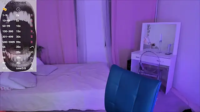 Snapshot of cyber_whore_ chatting on 04/28/26, 09:53 cyber whore online show from 04/28/26, 09:53