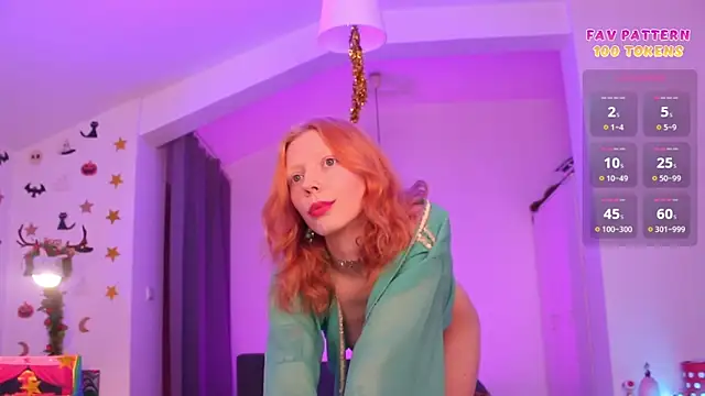 Snapshot of Circus_Princess chatting on 03/21/25, 10:06 Circus Princess online show from 03/21/25, 10:06