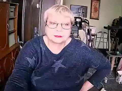 LOLA8888 online show from 11/19/25, 12:05