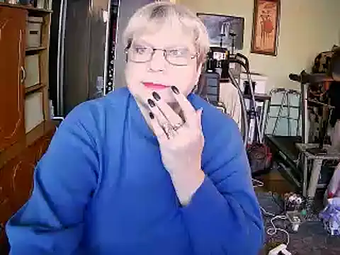 LOLA8888 online show from 11/21/25, 01:10