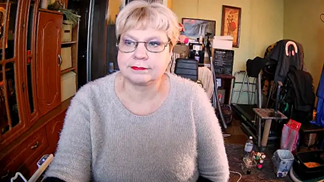 LOLA8888 online show from 01/17/26, 12:43