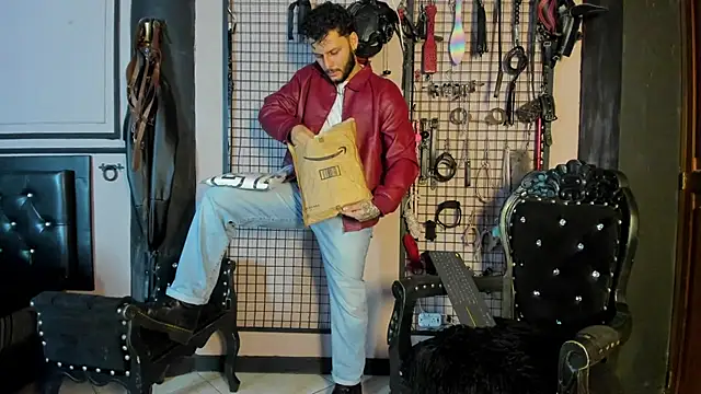 Twisted Fantasy online show from 03/17/26, 03:33