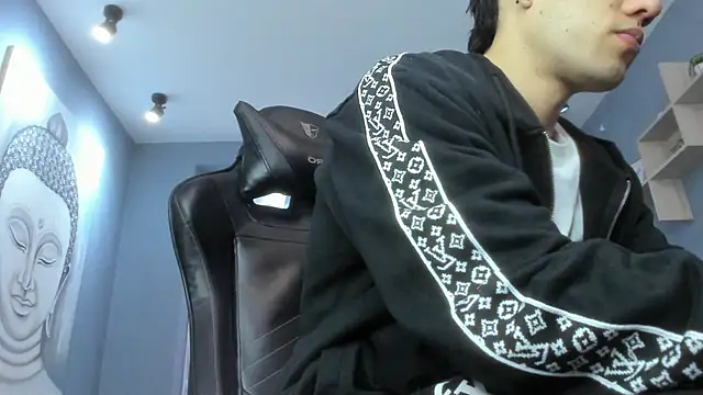 Snapshot of alexgiraldo_ chatting on 01/20/25, 02:57 alexgiraldo online show from 01/20/25, 02:57