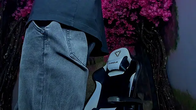 Snapshot of alexgiraldo_ chatting on 01/21/25, 02:26 alexgiraldo online show from 01/21/25, 02:26