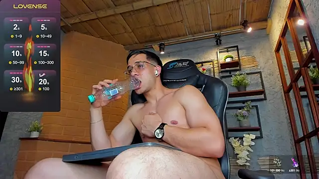 Snapshot of alexgiraldo_ chatting on 02/20/25, 06:02 alexgiraldo online show from 02/20/25, 06:02