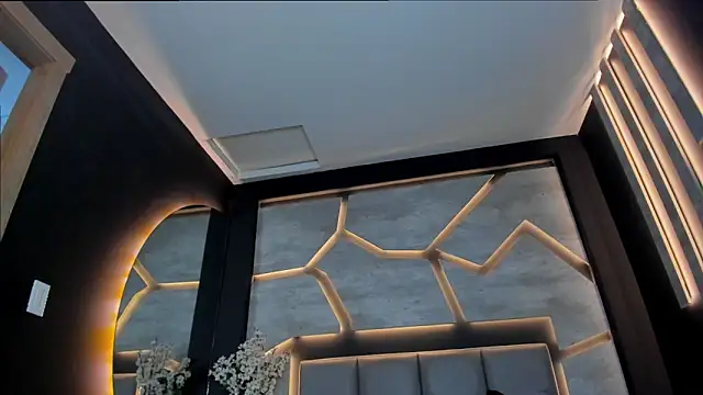 Snapshot of alexgiraldo_ chatting on 02/25/25, 02:54 alexgiraldo online show from 02/25/25, 02:54