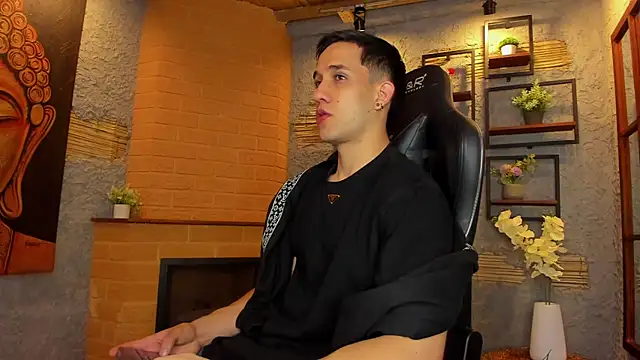 Snapshot of alexgiraldo_ chatting on 03/06/25, 11:25 alexgiraldo online show from 03/06/25, 11:25